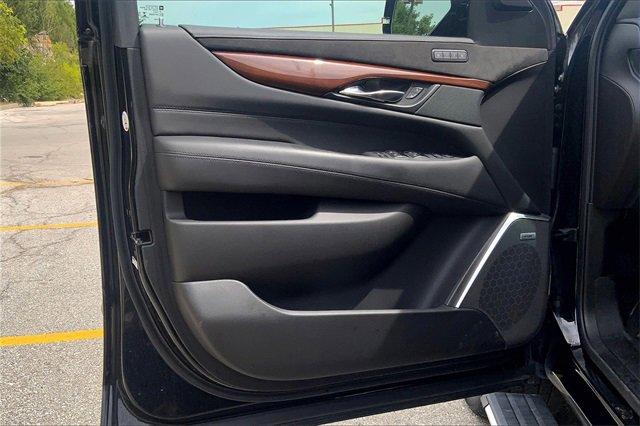 2019 Cadillac Escalade Vehicle Photo in KANSAS CITY, MO 64114-4545