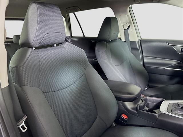 2020 Toyota RAV4 Vehicle Photo in Puyallup, WA 98371