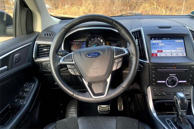 2016 Ford Edge Vehicle Photo in KANSAS CITY, MO 64114-4545