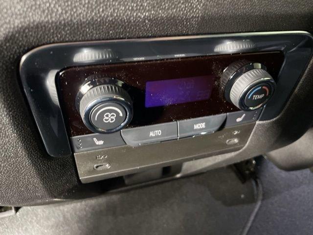 2025 Chevrolet Tahoe Vehicle Photo in PHOENIX, AZ 85014-3381