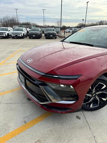 2024 Hyundai SONATA Vehicle Photo in Peoria, IL 61615