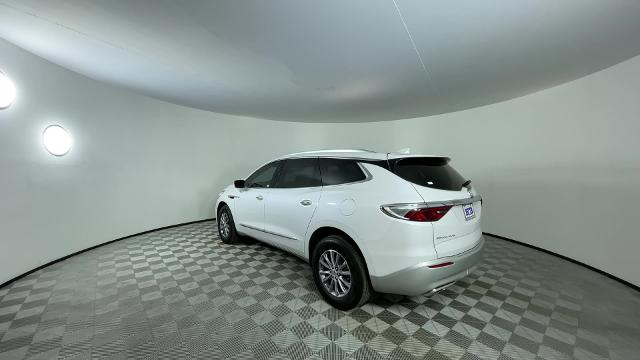 2024 Buick Enclave Vehicle Photo in GILBERT, AZ 85297-0402