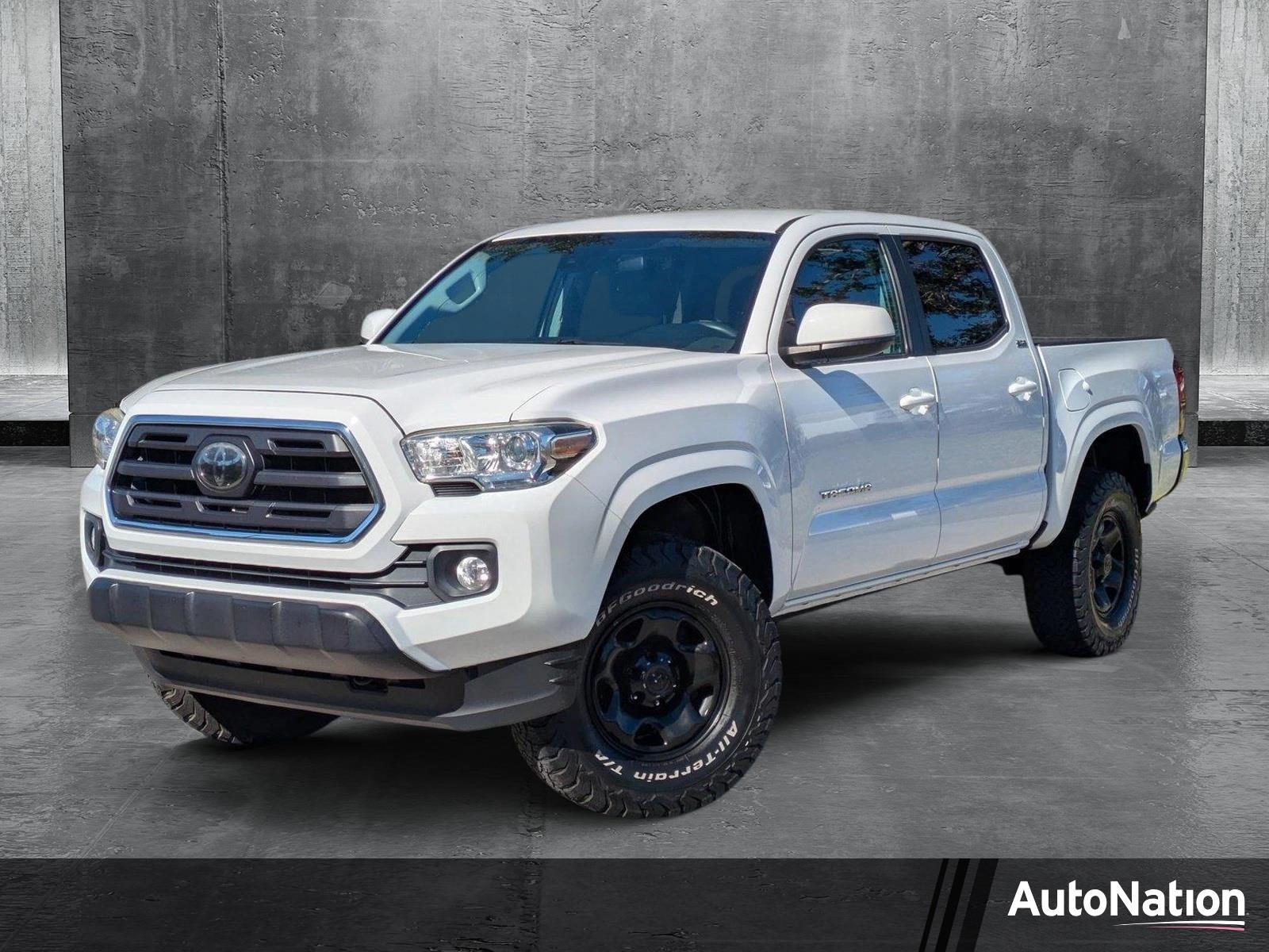 2019 Toyota Tacoma 2WD Vehicle Photo in Sarasota, FL 34231