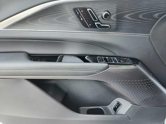 2025 Cadillac LYRIQ Vehicle Photo in Grapevine, TX 76051