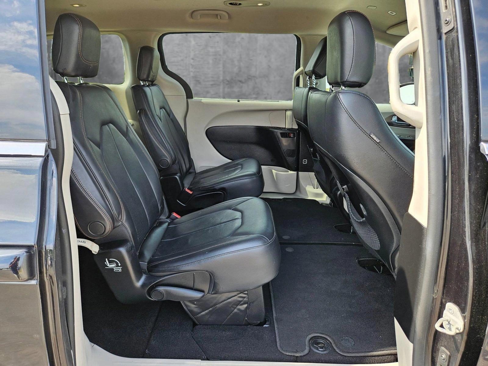2019 Chrysler Pacifica Vehicle Photo in Austin, TX 78728