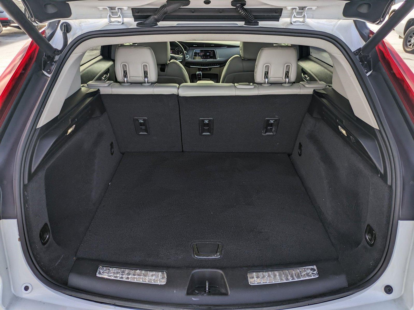 2021 Cadillac XT4 Vehicle Photo in WEST PALM BEACH, FL 33407-3296