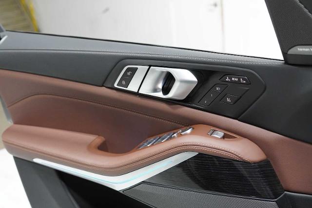 2025 BMW X7 xDrive40i Vehicle Photo in GRAPEVINE, TX 76051
