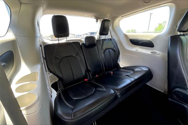 2023 Chrysler Pacifica Vehicle Photo in Tulsa, OK 74145