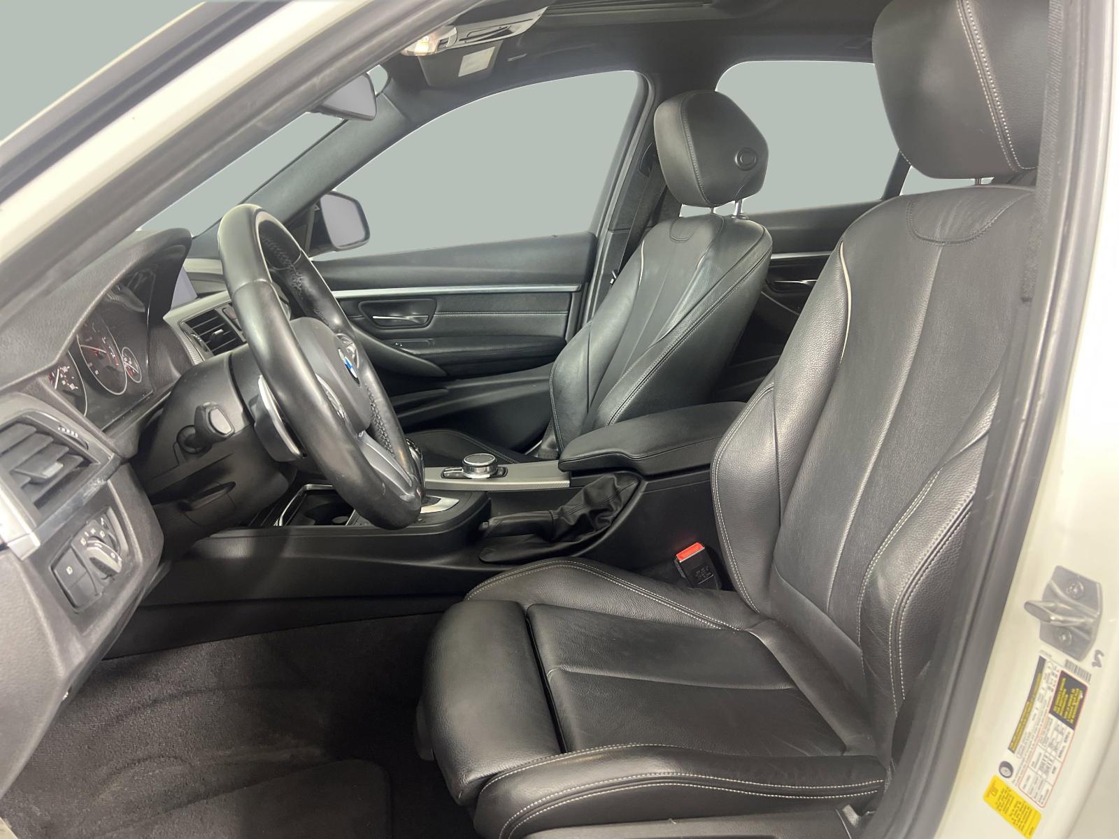 2018 BMW 3 Series Vehicle Photo in GEORGETOWN, TX 78626-7508