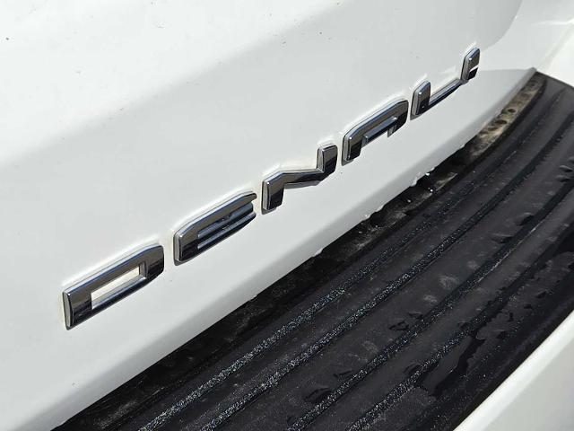 2023 GMC Yukon Vehicle Photo in DENTON, TX 76210-9321