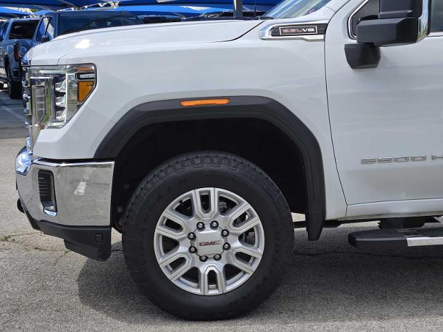 2022 GMC Sierra 2500 HD Vehicle Photo in DENTON, TX 76210-9321