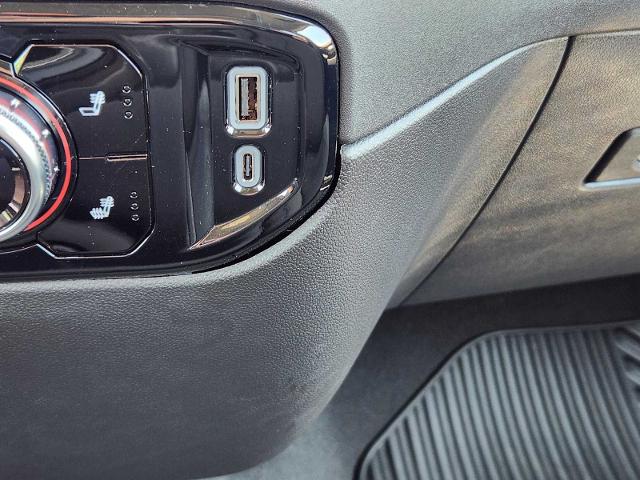 2025 GMC Sierra 2500 HD Vehicle Photo in DENTON, TX 76210-9321