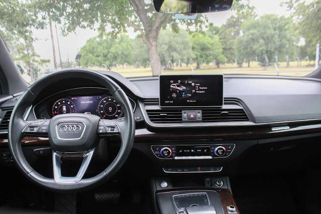 2020 Audi Q5 Vehicle Photo in HOUSTON, TX 77090