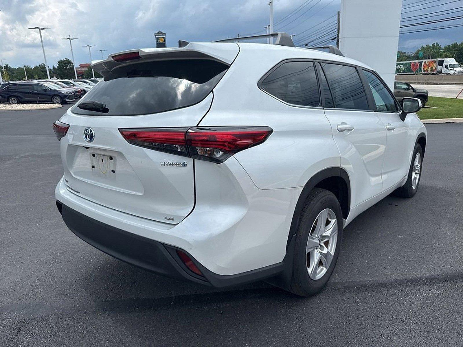 2023 Toyota Highlander Vehicle Photo in Harrisburg, PA 17111