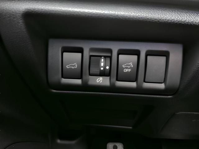 2025 Subaru Outback Vehicle Photo in Green Bay, WI 54304