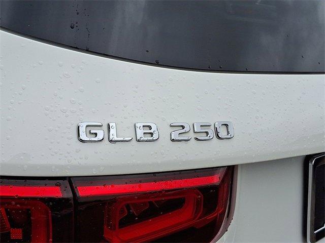 2021 Mercedes-Benz GLB Vehicle Photo in Willow Grove, PA 19090