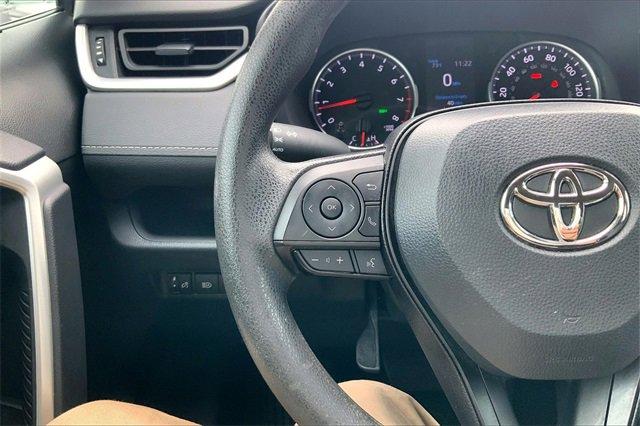 2022 Toyota RAV4 Vehicle Photo in KANSAS CITY, MO 64114-4502