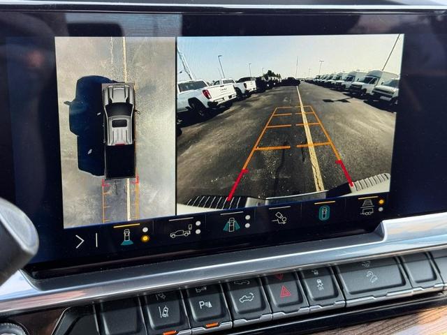 2024 Chevrolet Silverado 2500 HD Vehicle Photo in COLUMBIA, MO 65203-3903