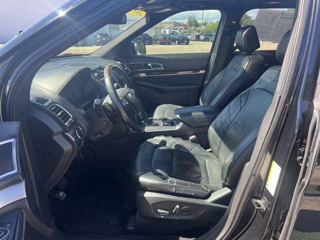 2017 Ford Explorer Vehicle Photo in Cedar Rapids, IA 52402