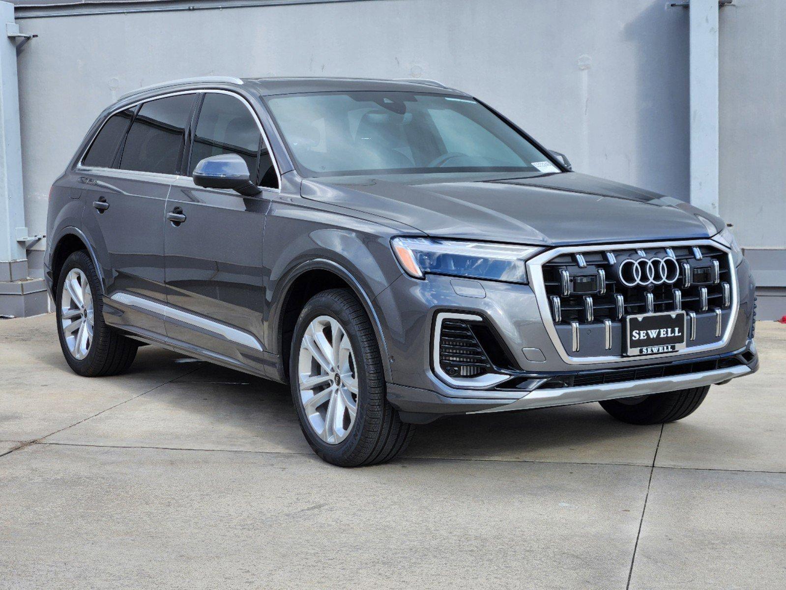 2025 Audi Q7 Vehicle Photo in SUGAR LAND, TX 77478