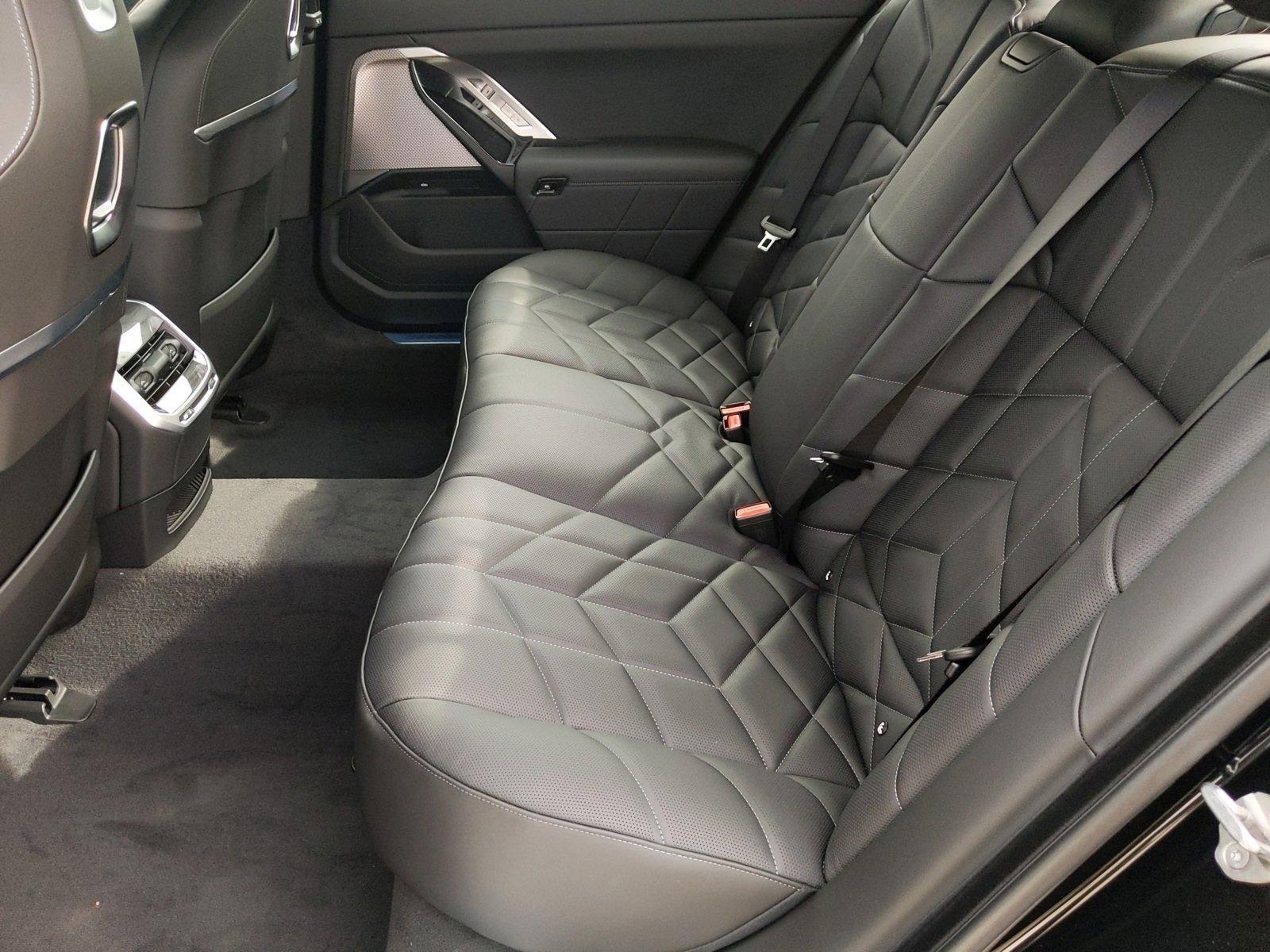 2024 BMW 760i xDrive Vehicle Photo in Rockville, MD 20852