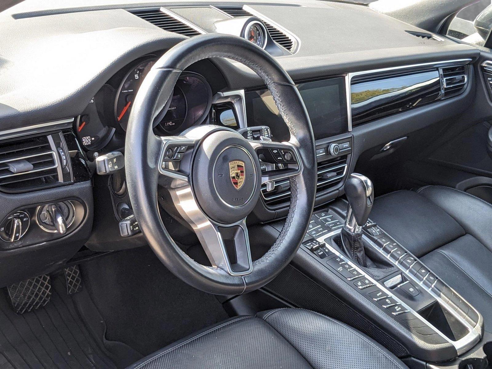 2020 Porsche Macan Vehicle Photo in Tampa, FL 33614