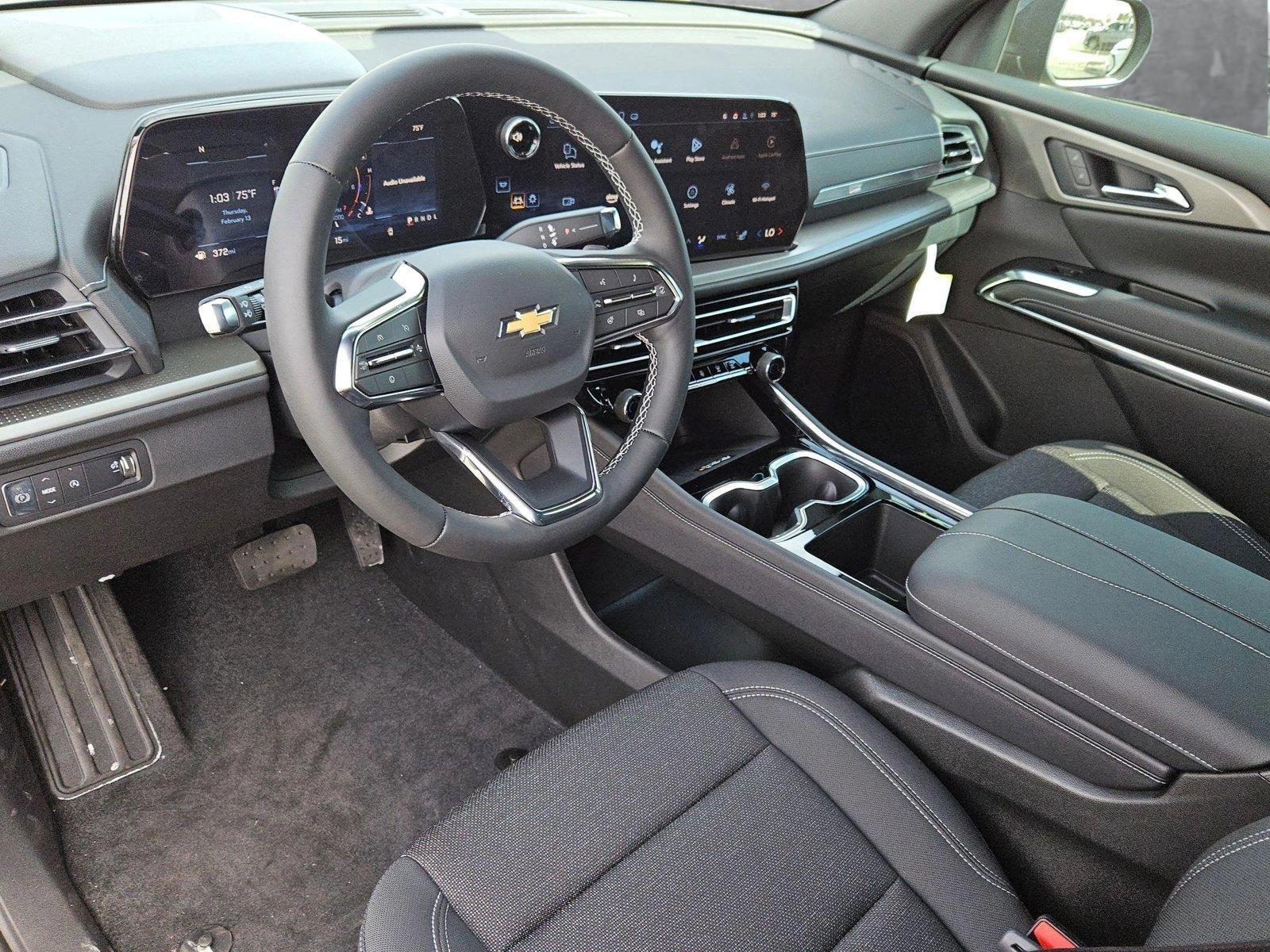 2025 Chevrolet Traverse Vehicle Photo in GILBERT, AZ 85297-0446