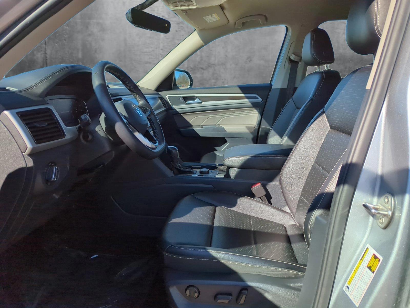 2022 Volkswagen Atlas Vehicle Photo in Memphis, TN 38128