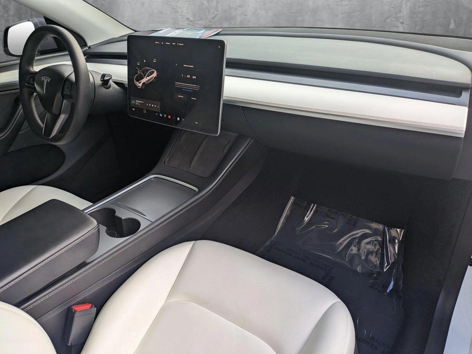 2023 Tesla Model Y Vehicle Photo in GREENACRES, FL 33463-3207