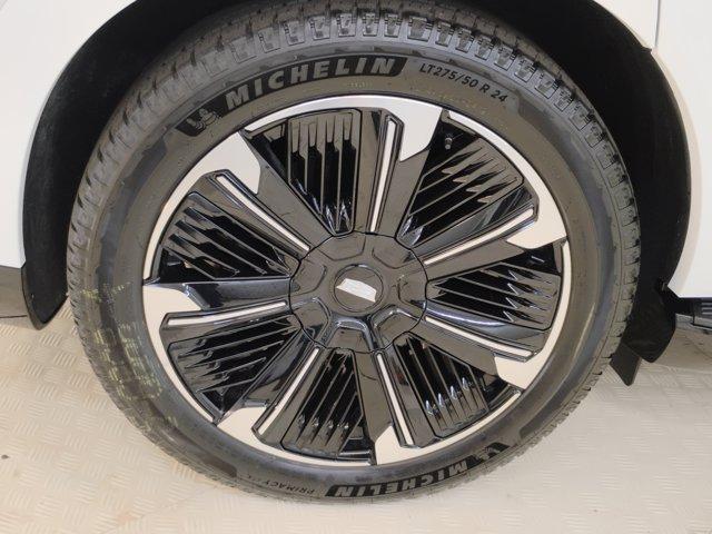 2025 Cadillac ESCALADE IQ Vehicle Photo in PINEVILLE, NC 28134-8495