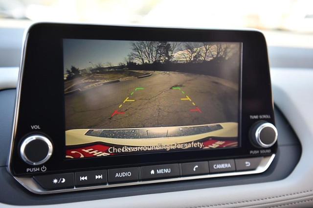 2025 Nissan Rogue Vehicle Photo in Ballwin, MO 63011