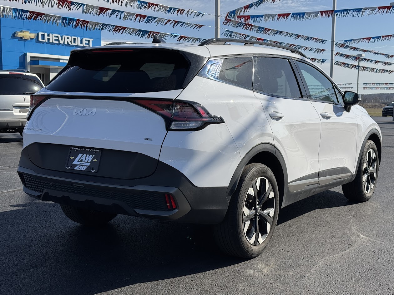 2023 Kia Sportage Vehicle Photo in BOONVILLE, IN 47601-9633