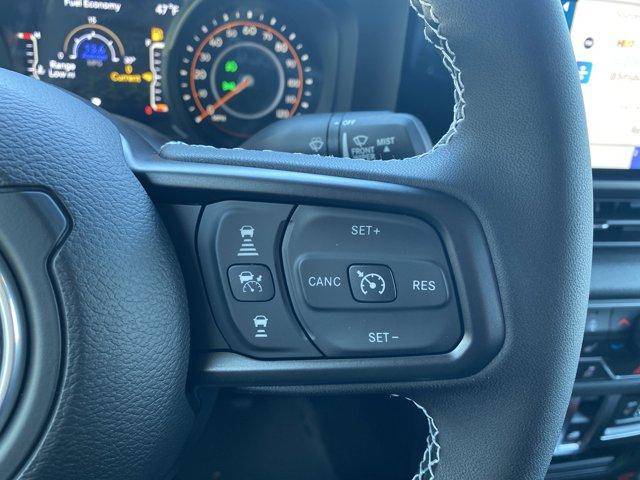 2025 Jeep Wrangler Vehicle Photo in Doylsetown, PA 18901