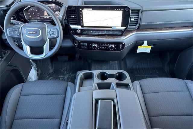 2025 GMC Sierra 1500 Vehicle Photo in ELK GROVE, CA 95757-8703