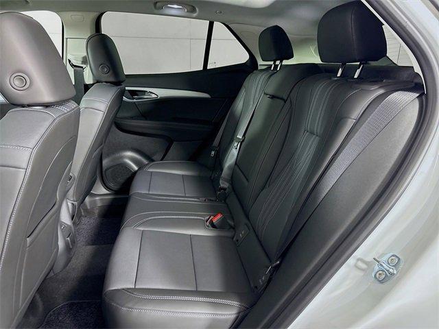2025 Buick Envision Vehicle Photo in PUYALLUP, WA 98371-4149