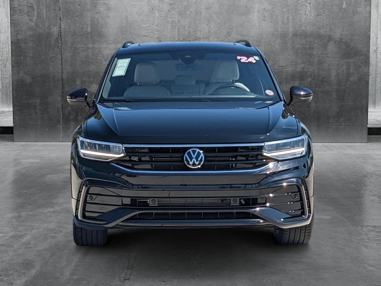 2024 Volkswagen Tiguan Vehicle Photo in Davie, FL 33331