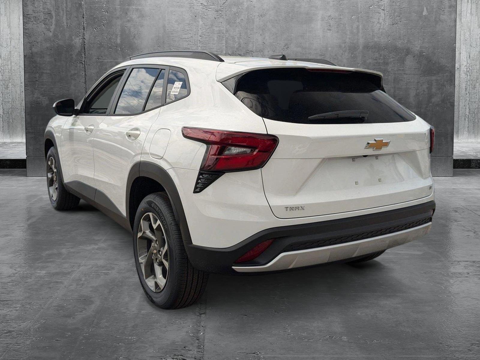 2025 Chevrolet Trax Vehicle Photo in MIAMI, FL 33134-2699