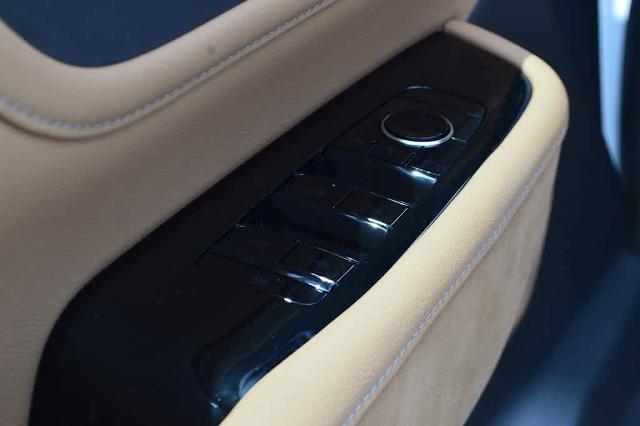 2025 INFINITI QX80 Vehicle Photo in Houston, TX 77090