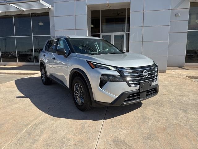 2024 Nissan Rogue Vehicle Photo in Winslow, AZ 86047-2439