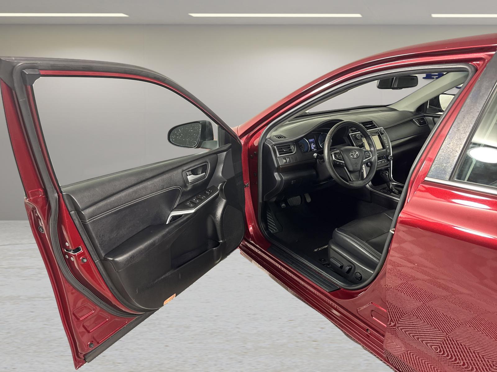 2017 Toyota Camry Vehicle Photo in Georgetown, TX 78626