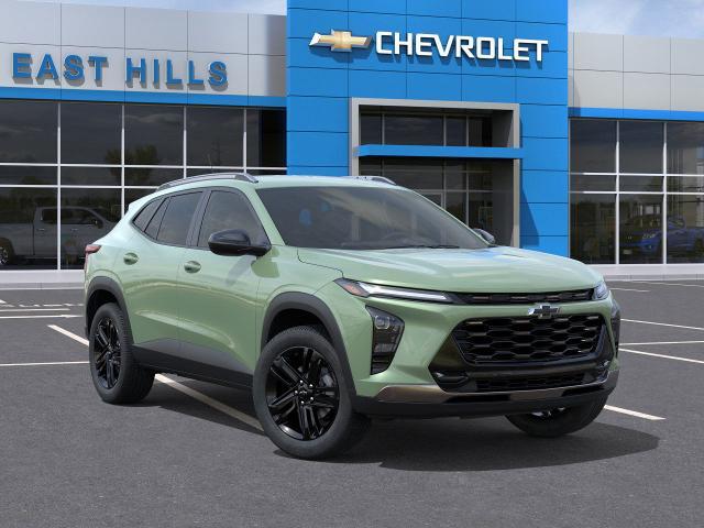 2025 Chevrolet Trax Vehicle Photo in Roslyn, NY 11576