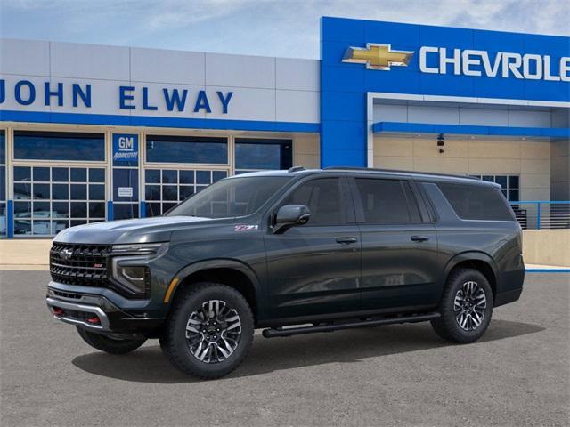 2025 Chevrolet Suburban Vehicle Photo in ENGLEWOOD, CO 80113-6708