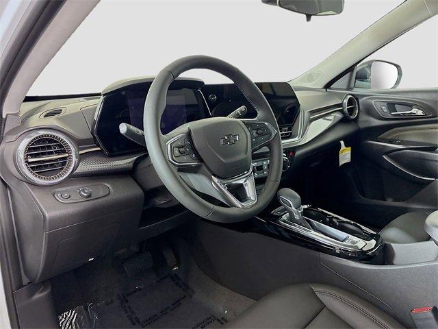 2025 Chevrolet Trax Vehicle Photo in PUYALLUP, WA 98371-4149