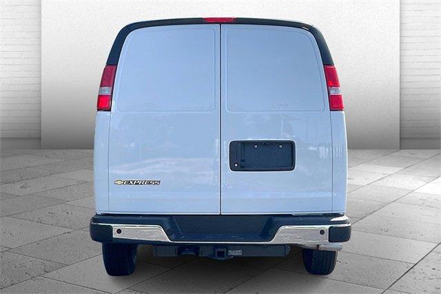 2025 Chevrolet Express Cargo Van Vehicle Photo in INDEPENDENCE, MO 64055-1314