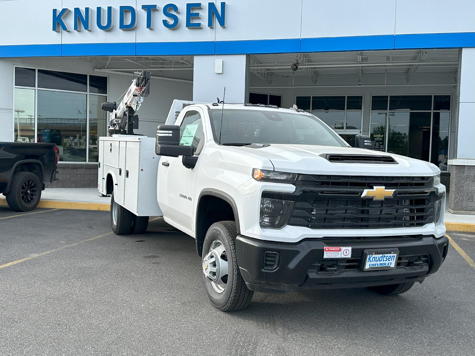 2024 Chevrolet Silverado 3500 HD Chassis Cab Vehicle Photo in POST FALLS, ID 83854-5365