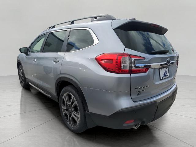 2024 Subaru Ascent Vehicle Photo in Green Bay, WI 54304