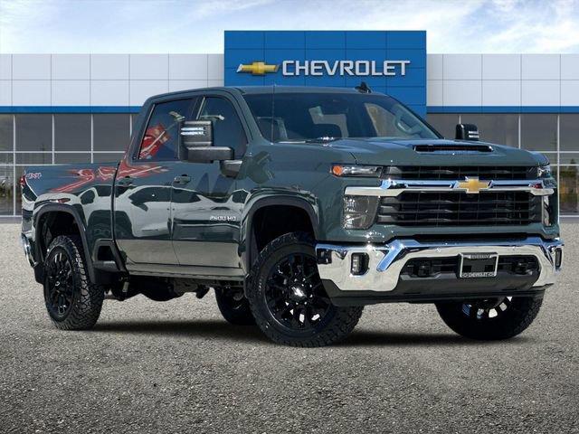 2025 Chevrolet Silverado 2500 HD Vehicle Photo in RIVERSIDE, CA 92504-4106