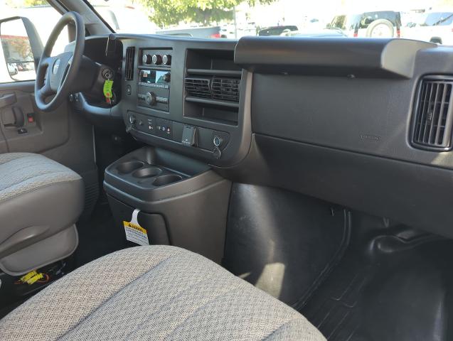 2024 GMC Savana Cutaway 3500 Vehicle Photo in PASADENA, CA 91107-3803