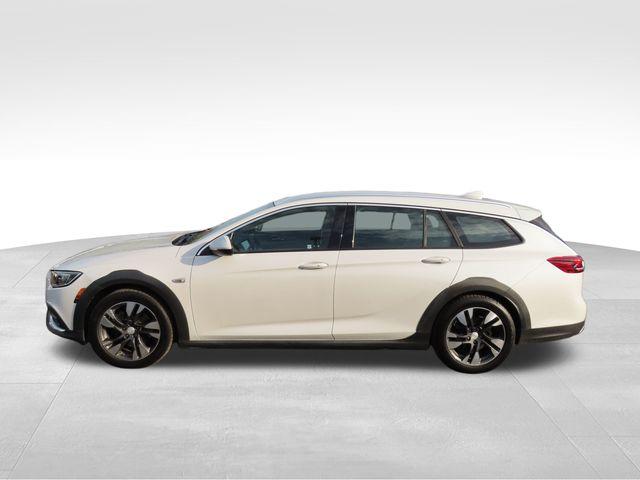 2019 Buick Regal TourX Vehicle Photo in DELRAY BEACH, FL 33483-3294