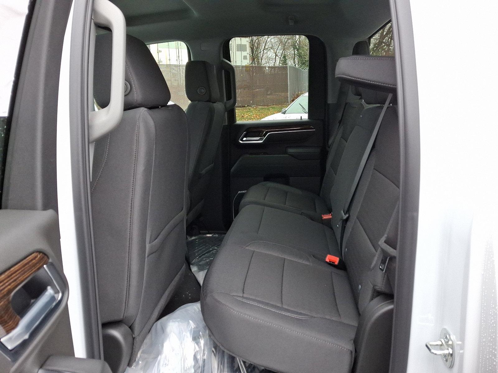 2025 GMC Sierra 2500 HD Vehicle Photo in HARRISBURG, PA 17111-1033